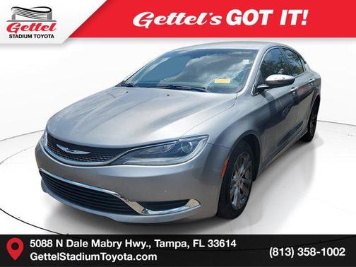 2017 Chrysler 200 Limited
