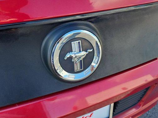 2013 Ford Mustang V6 Premium
