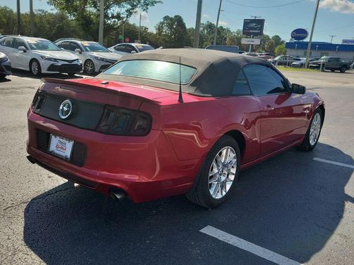 2013 Ford Mustang V6 Premium
