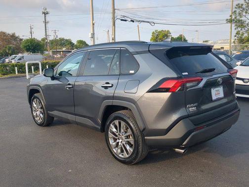 2021 Toyota RAV4 Limited