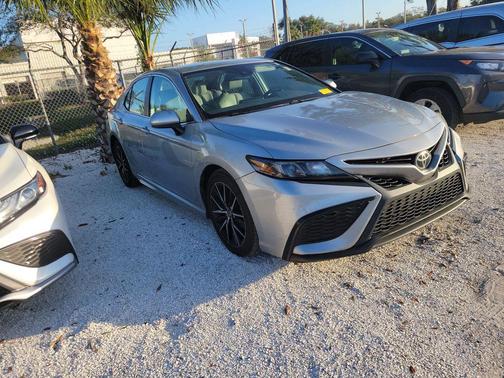 2021 Toyota Camry SE