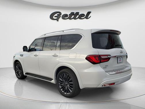 2024 INFINITI QX80 SENSORY AWD