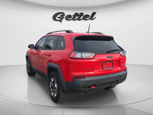 Firecracker Red Clearcoat 2019 Jeep Cherokee Trailhawk