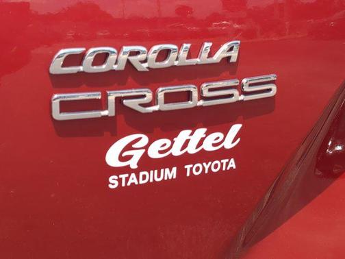 2022 Toyota Corolla Cross LE