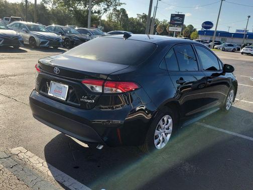 2023 Toyota Corolla Hybrid SE