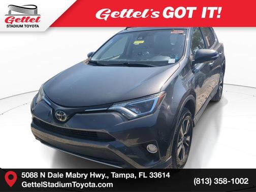 2017 Toyota RAV4 XLE