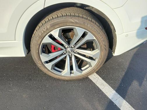 2019 Audi Q8 3.0T Premium