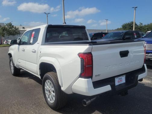 2025 Toyota Tacoma SR5