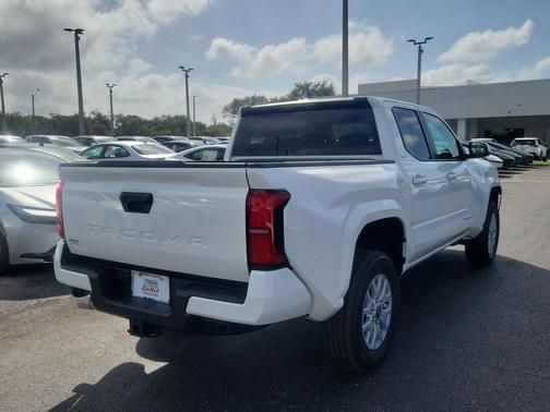 2025 Toyota Tacoma SR5
