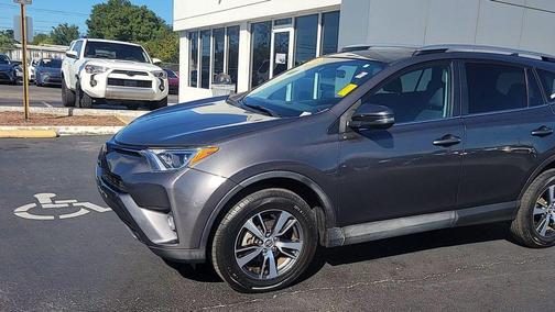 2018 Toyota RAV4 XLE