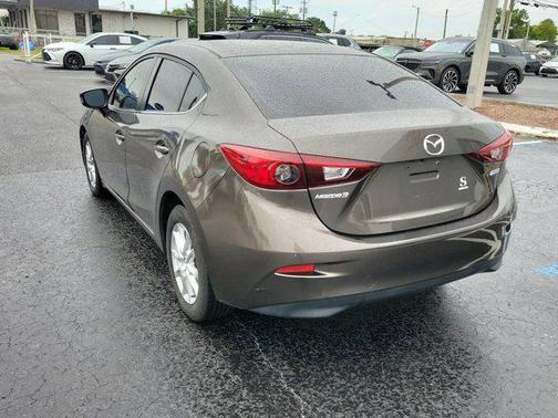 2016 Mazda Mazda3 i Sport