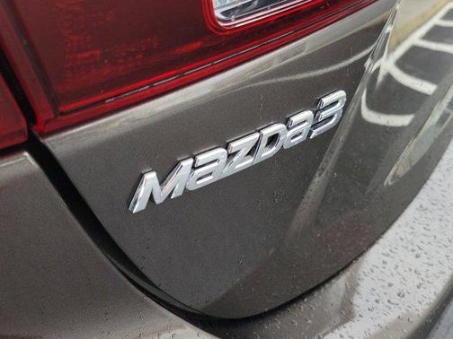 2016 Mazda Mazda3 i Sport
