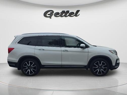 2019 Honda Pilot Touring 8-Passenger
