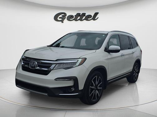 2019 Honda Pilot Touring 8-Passenger