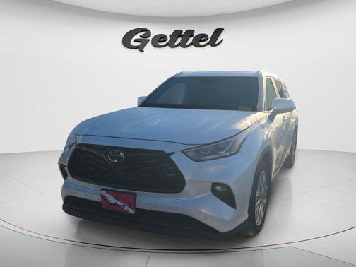 Wind Chill Pearl 2022 Toyota Highlander Limited