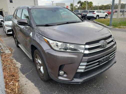 2017 Toyota Highlander Limited Platinum