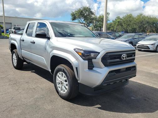 2025 Toyota Tacoma SR
