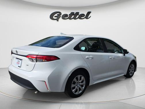 Ice Cap 2025 Toyota Corolla LE