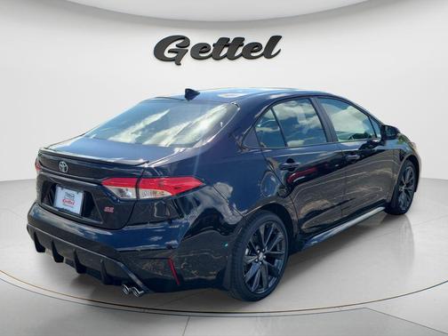 Midnight Black Metallic 2026 Toyota Corolla SE