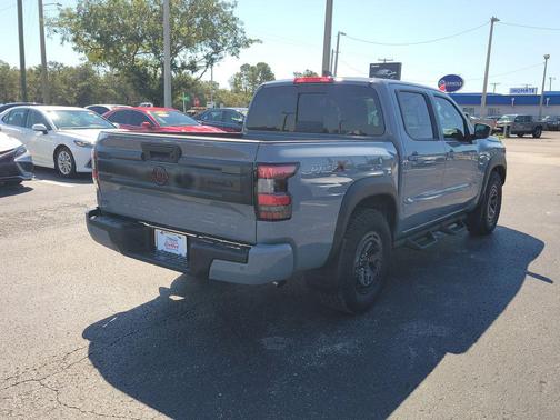 2025 Nissan Frontier PRO-X