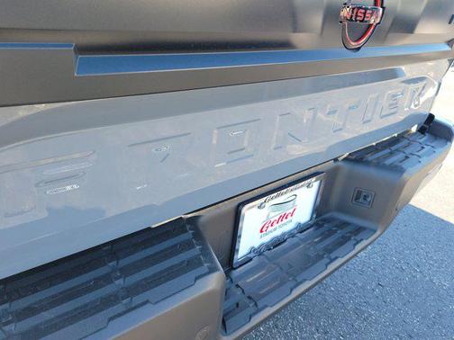 2025 Nissan Frontier PRO-X