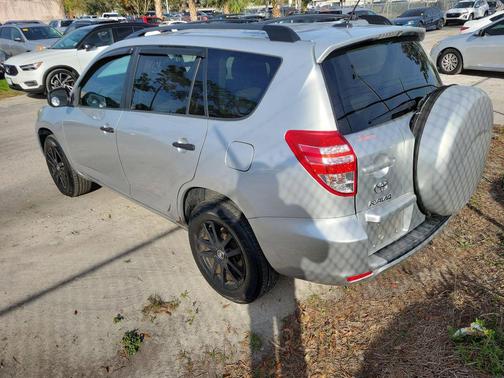 2011 Toyota RAV4 Base