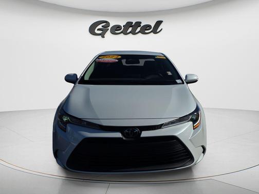 Wind Chill Pearl 2024 Toyota Corolla LE