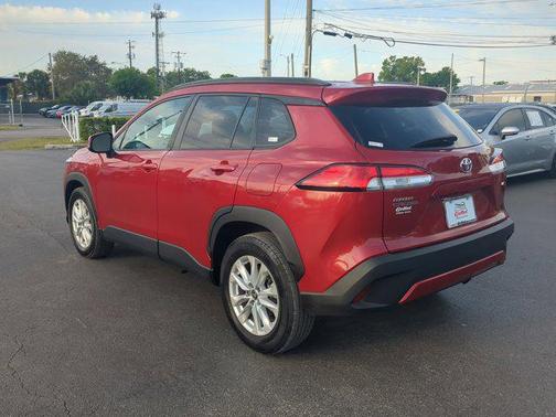 2022 Toyota Corolla Cross LE