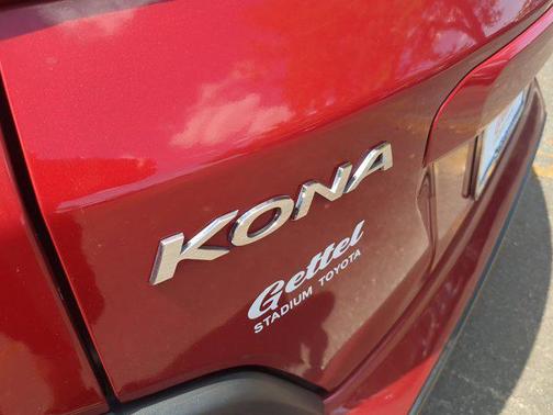 2020 Hyundai KONA SEL