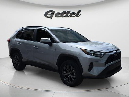 2023 Toyota RAV4 Hybrid XLE Premium