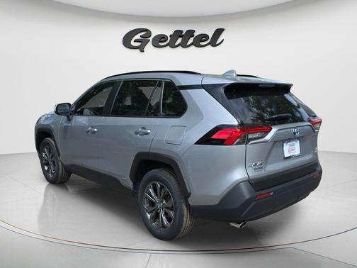 2023 Toyota RAV4 Hybrid XLE Premium