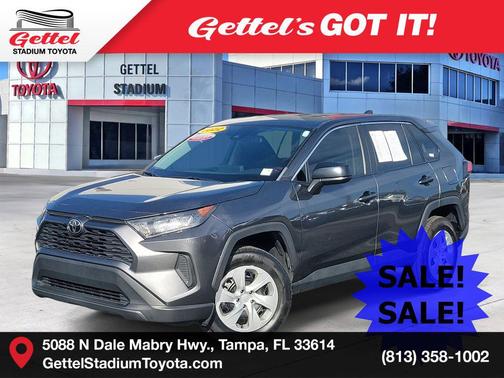 2022 Toyota RAV4 LE