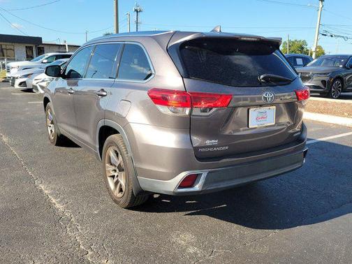2019 Toyota Highlander Limited Platinum