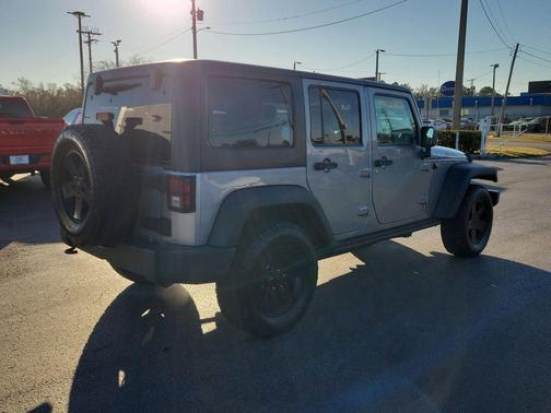 2016 Jeep Wrangler Unlimited Black Bear