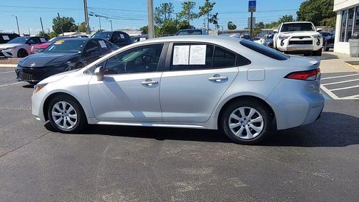 2024 Toyota Corolla LE