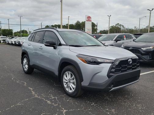 2026 Toyota Corolla Cross LE