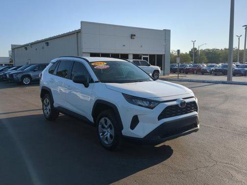 2021 Toyota RAV4 LE