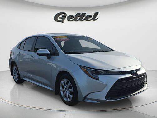 Classic Silver Metallic 2025 Toyota Corolla LE