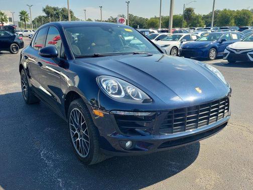 2018 Porsche Macan Sport Edition
