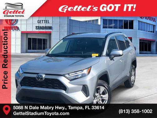 2022 Toyota RAV4 XLE