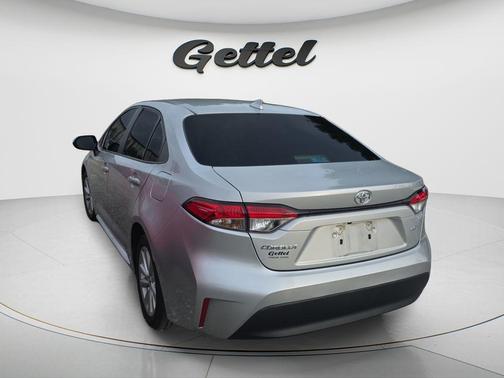 Classic Silver Metallic 2024 Toyota Corolla LE