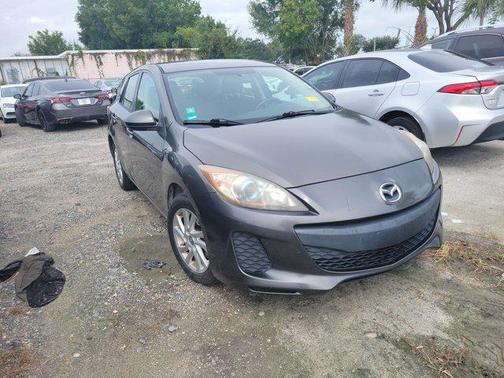2013 Mazda Mazda3 i Touring