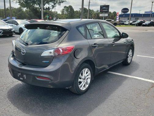 2013 Mazda Mazda3 i Touring
