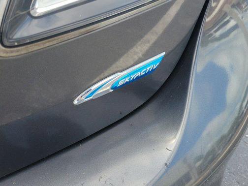 2013 Mazda Mazda3 i Touring