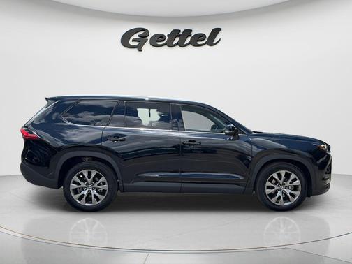 Midnight Black Metallic 2024 Toyota Grand Highlander Limited