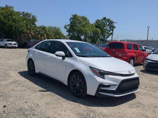 2024 Toyota Corolla SE