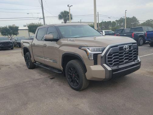 2026 Toyota Tundra Hybrid Platinum