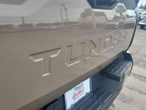 2026 Toyota Tundra Hybrid Platinum