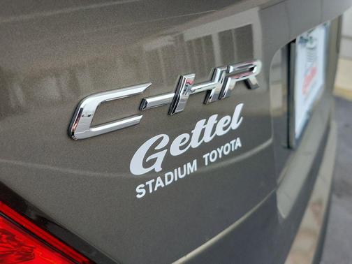 2021 Toyota C-HR XLE