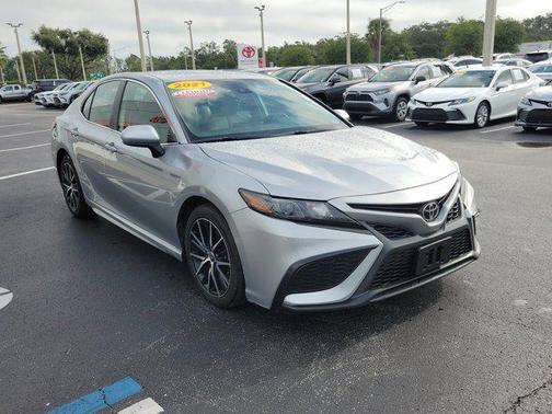 2021 Toyota Camry SE